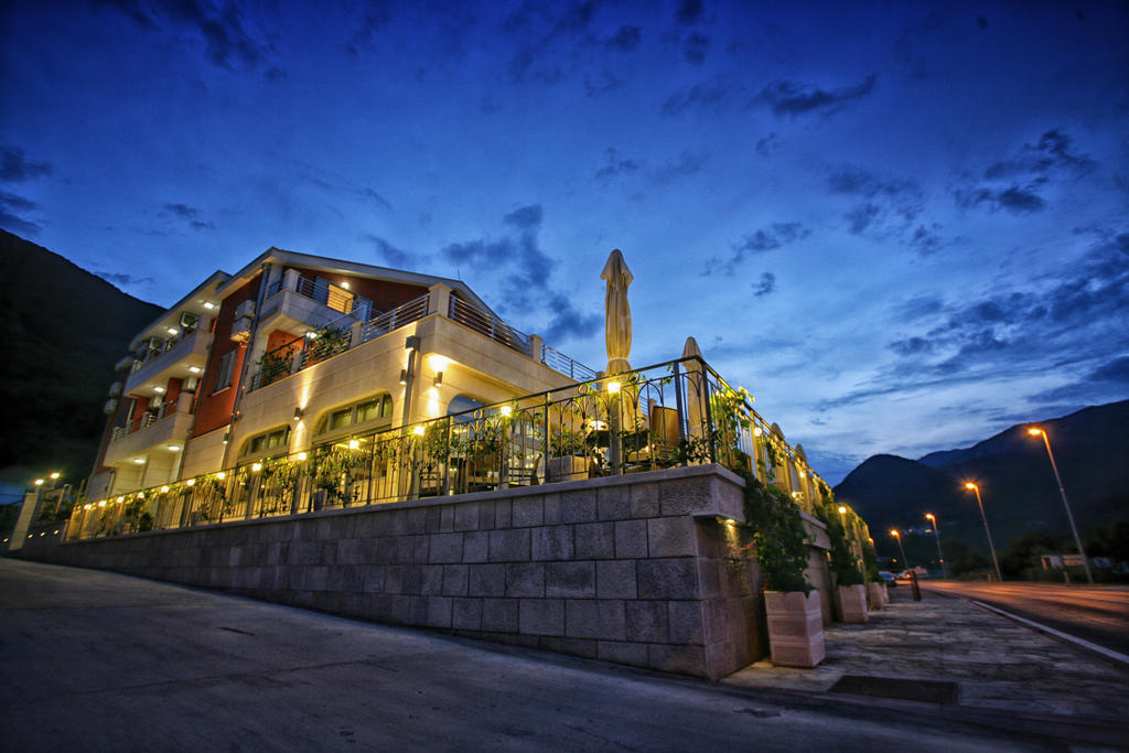 Hotel Ellena Herceg Novi Kültér fotó